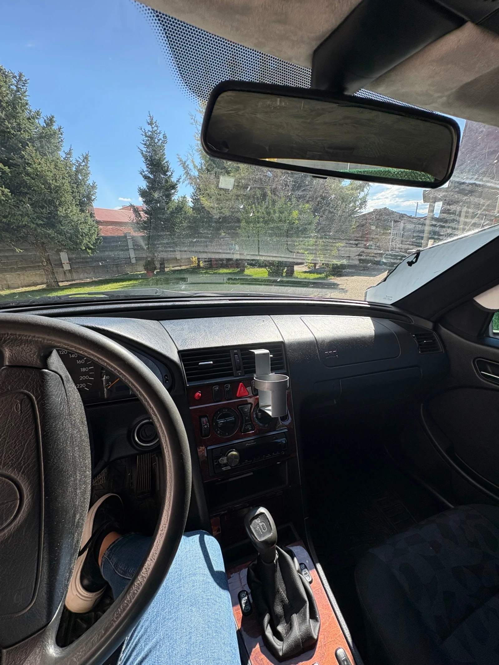 Mercedes-Benz 220 | Mobile.bg   1