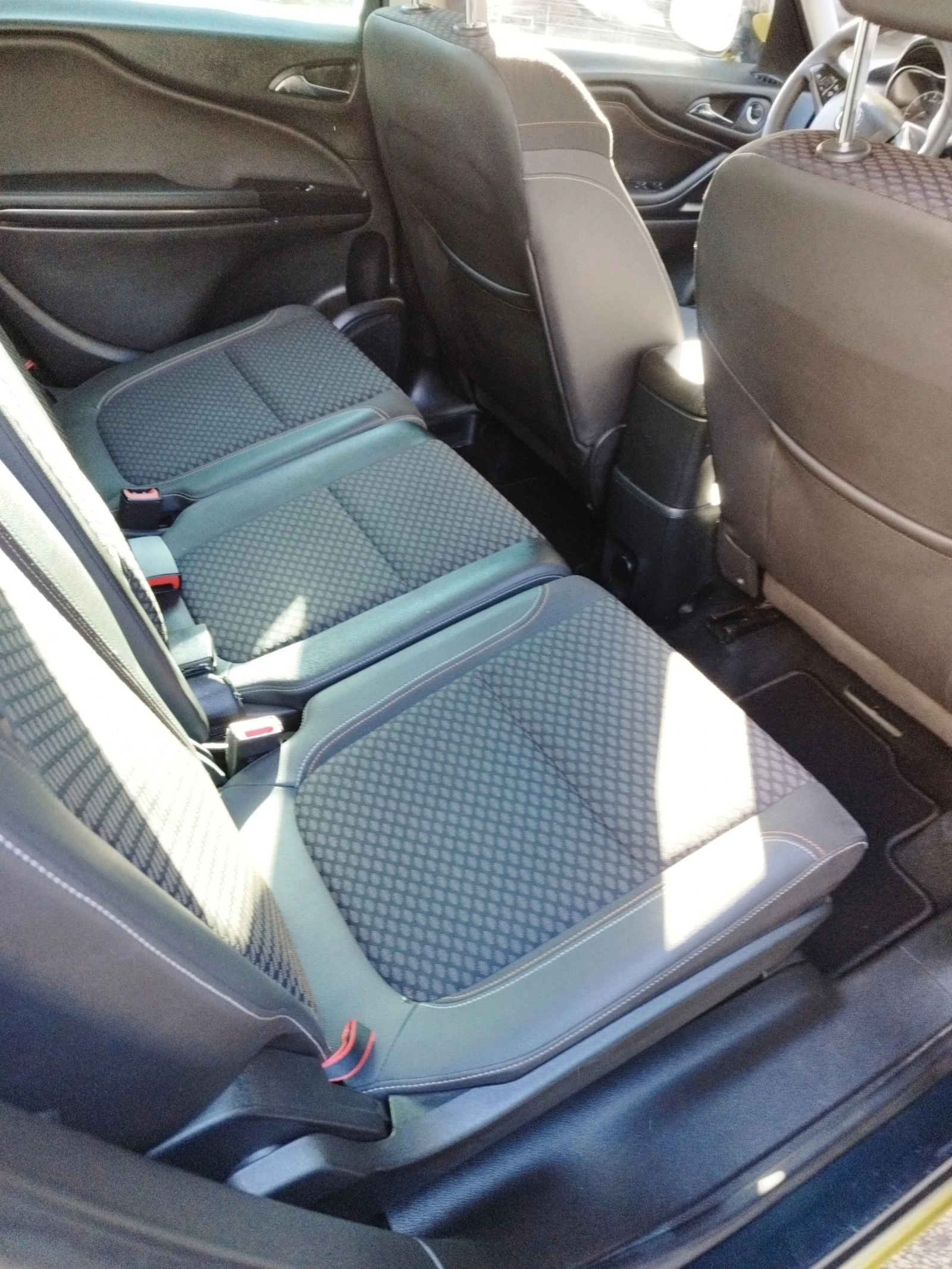 Opel Zafira 1.6* CNG* TURBO - изображение 8