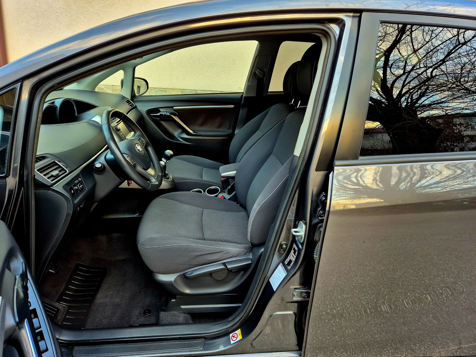 Toyota Verso 2.2d4d-EXECUTIVE-FACE LIFT-veriga-6��������-japan  | Mobile.bg � ����������� 12