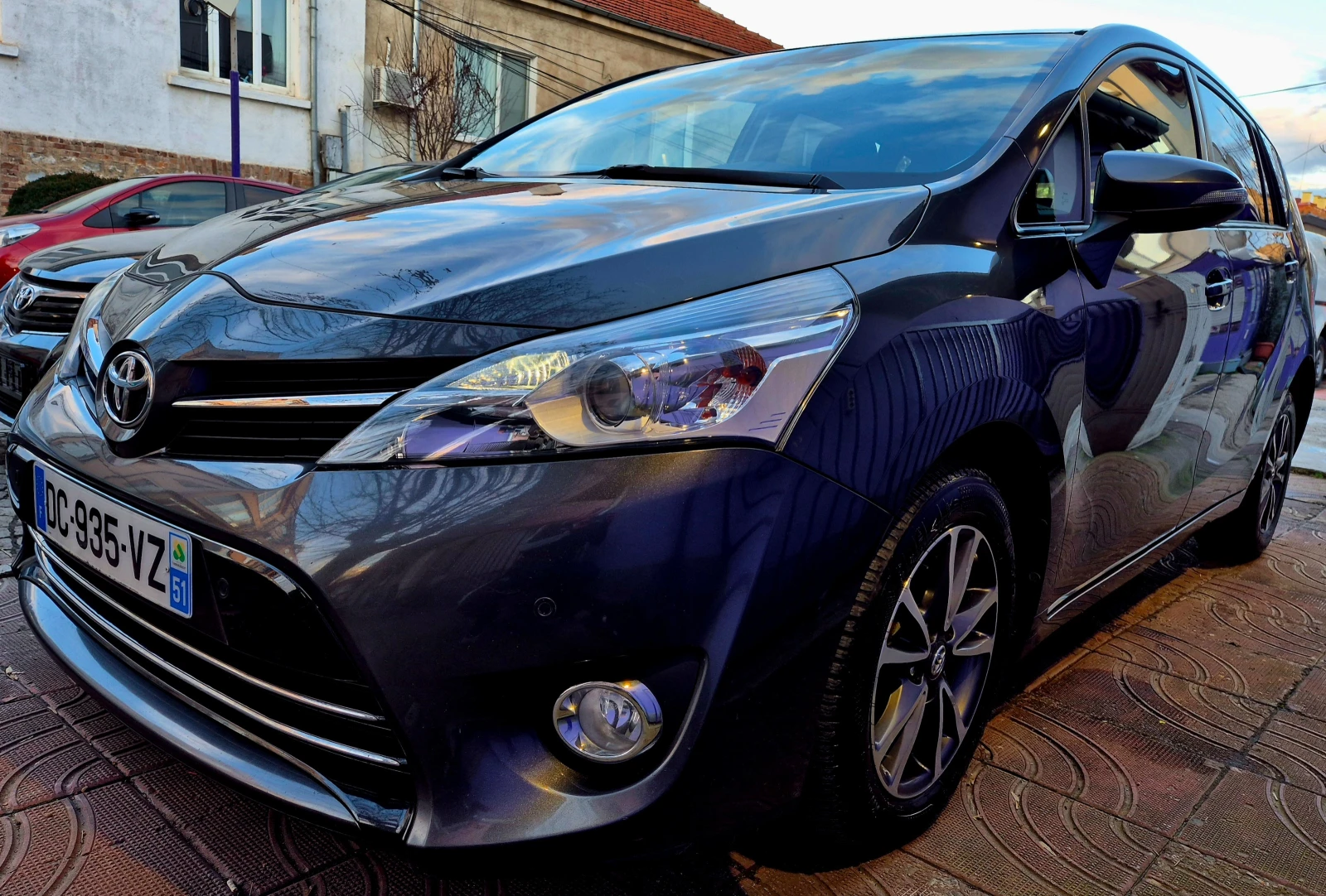 Toyota Verso 2.2d4d-EXECUTIVE-FACE LIFT-veriga-6��������-japan  | Mobile.bg � ����������� 1