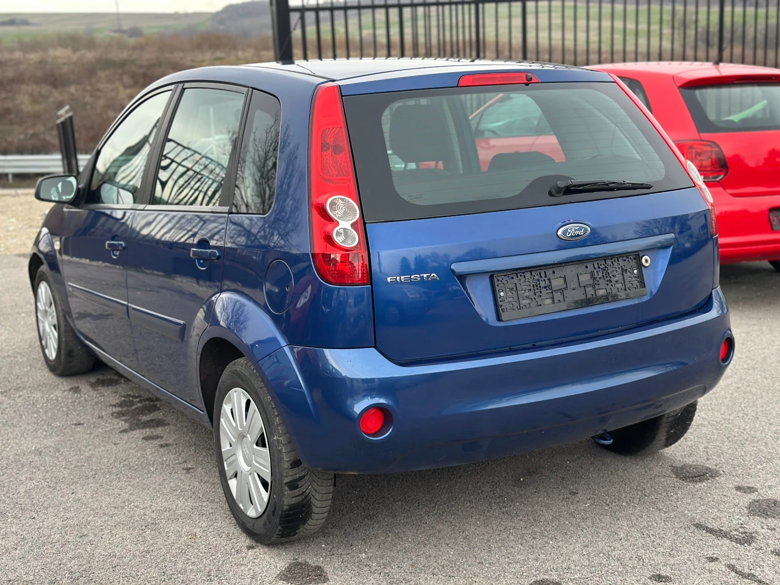 Ford Fiesta БЕНЗИН-ФЕЙСЛИФТ - изображение 6