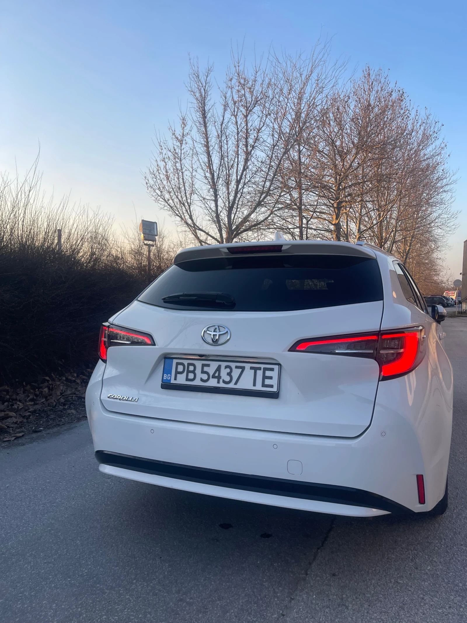 Toyota Corolla, снимка 5 - Автомобили и джипове - 53760773