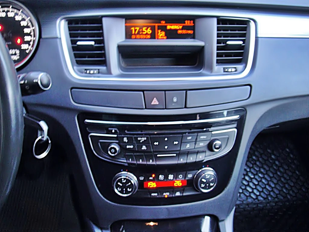 Peugeot 508 2.0 HDI, снимка 15 - Автомобили и джипове - 53786914