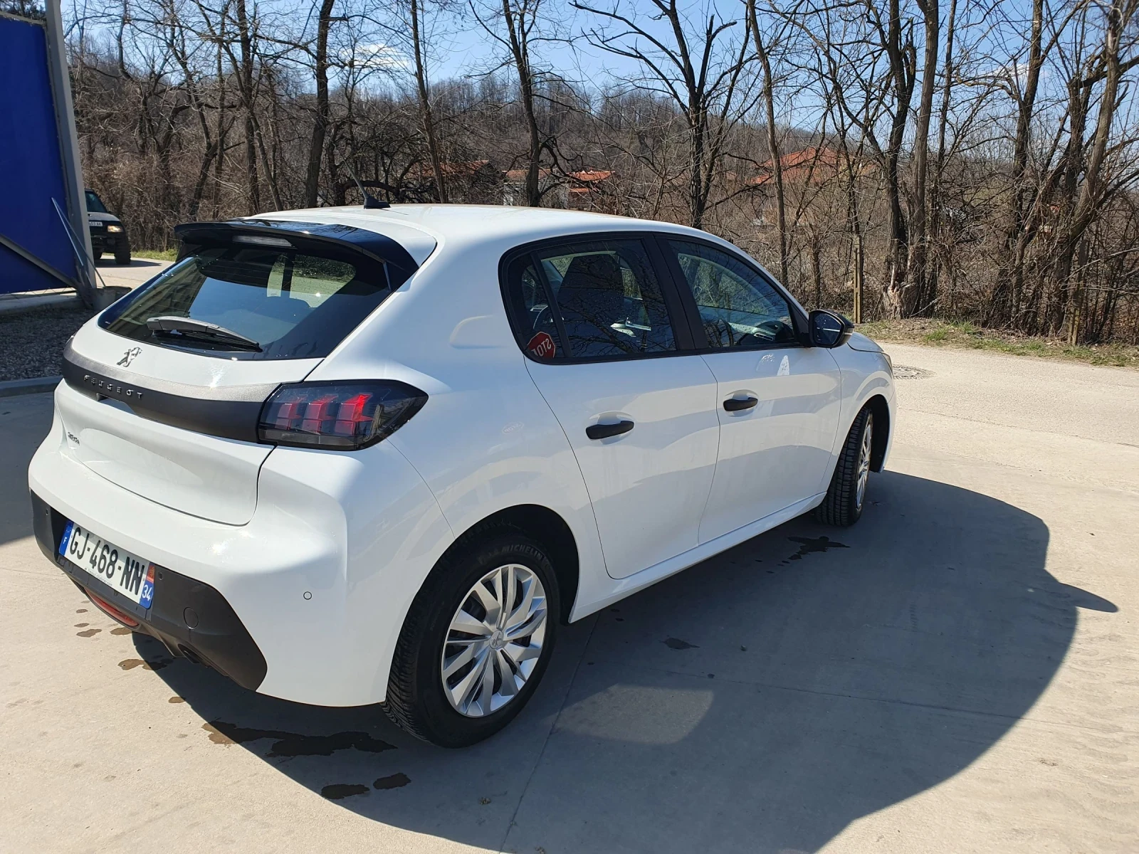 Peugeot 208, снимка 5 - Автомобили и джипове - 53846596