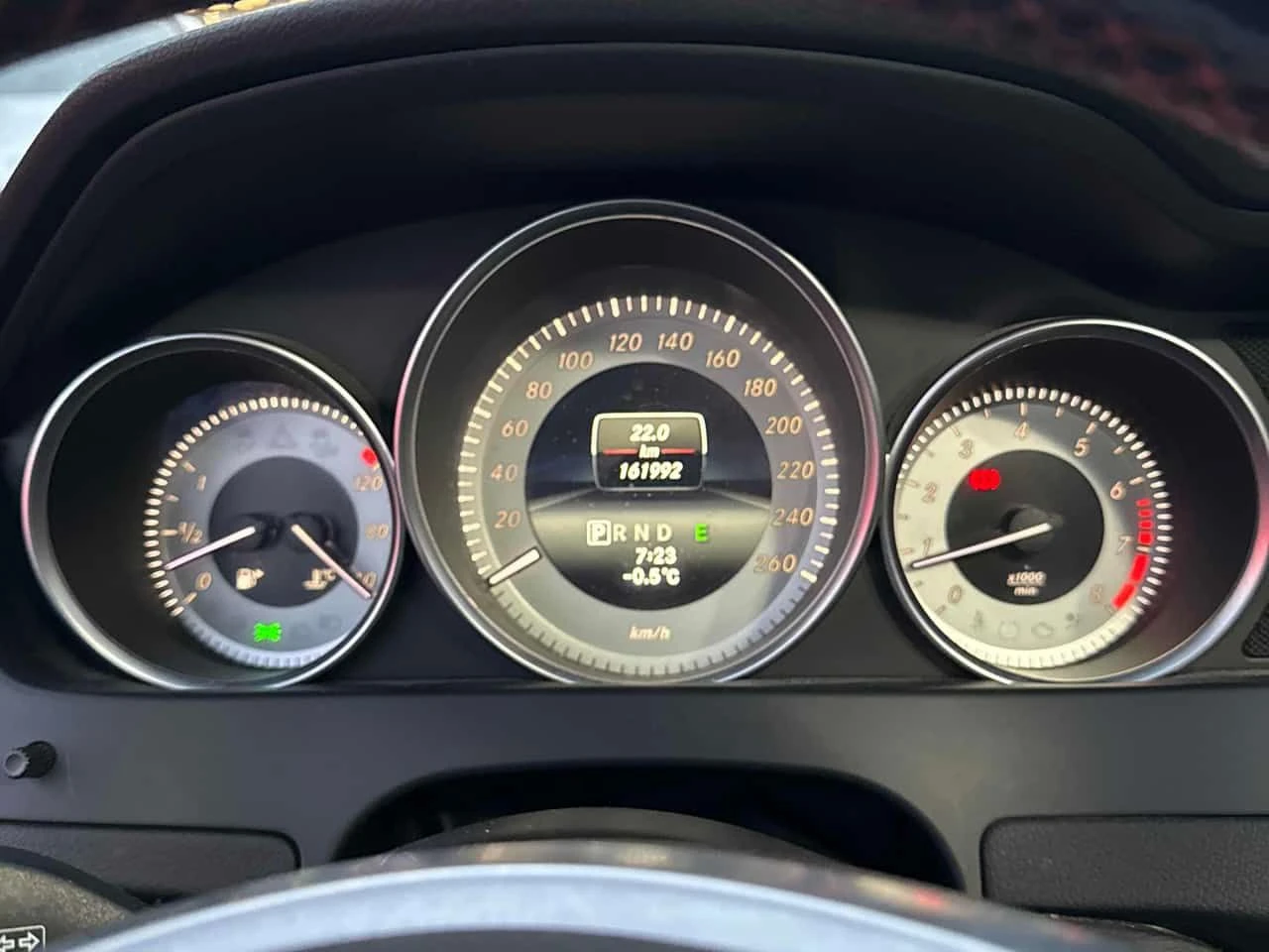 Mercedes-Benz C 350 4 MATIC * CARFAX * HARMAN * ПАНО * KEYLESS , снимка 8 - Автомобили и джипове - 54022498