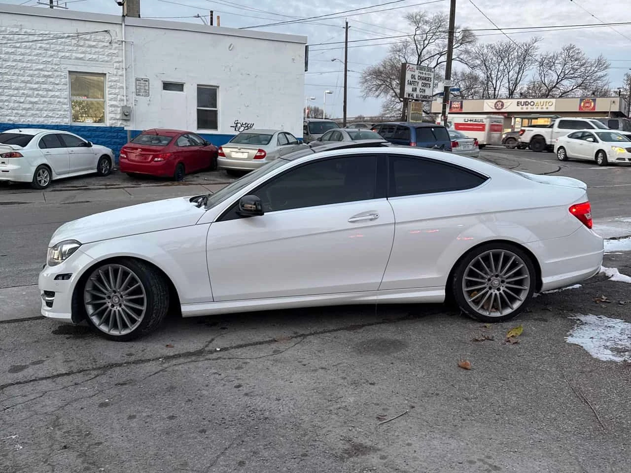 Mercedes-Benz C 350 4 MATIC * CARFAX * HARMAN * ПАНО * KEYLESS , снимка 2 - Автомобили и джипове - 54022498