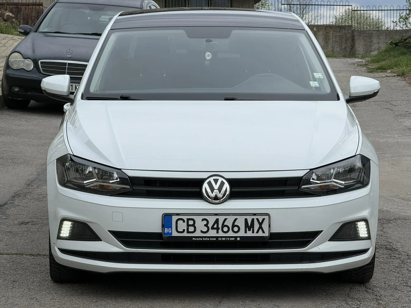 VW Polo, снимка 2 - Автомобили и джипове - 54312501