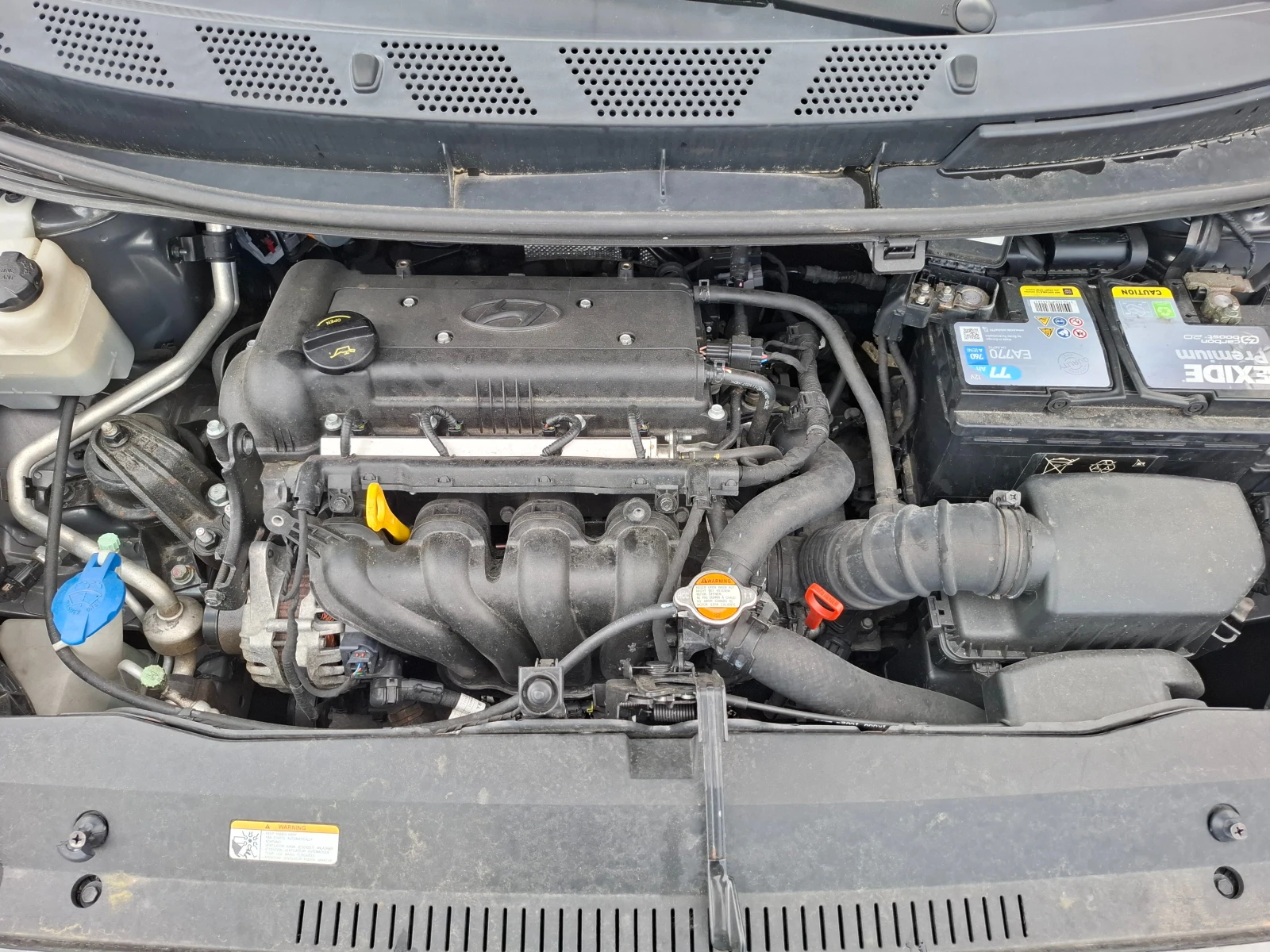 Hyundai Ix20 1.6i 125ps AUTOMAT , снимка 15 - Автомобили и джипове - 54765617