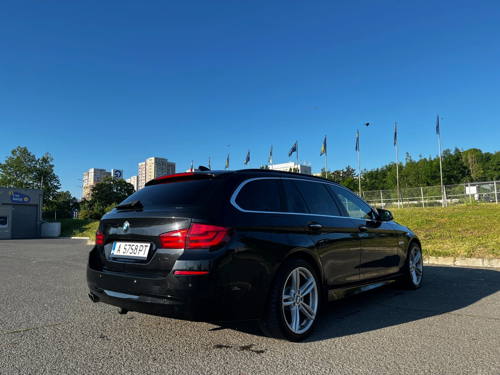 BMW 530 3.0d XDrive , снимка 3 - Автомобили и джипове - 54861361