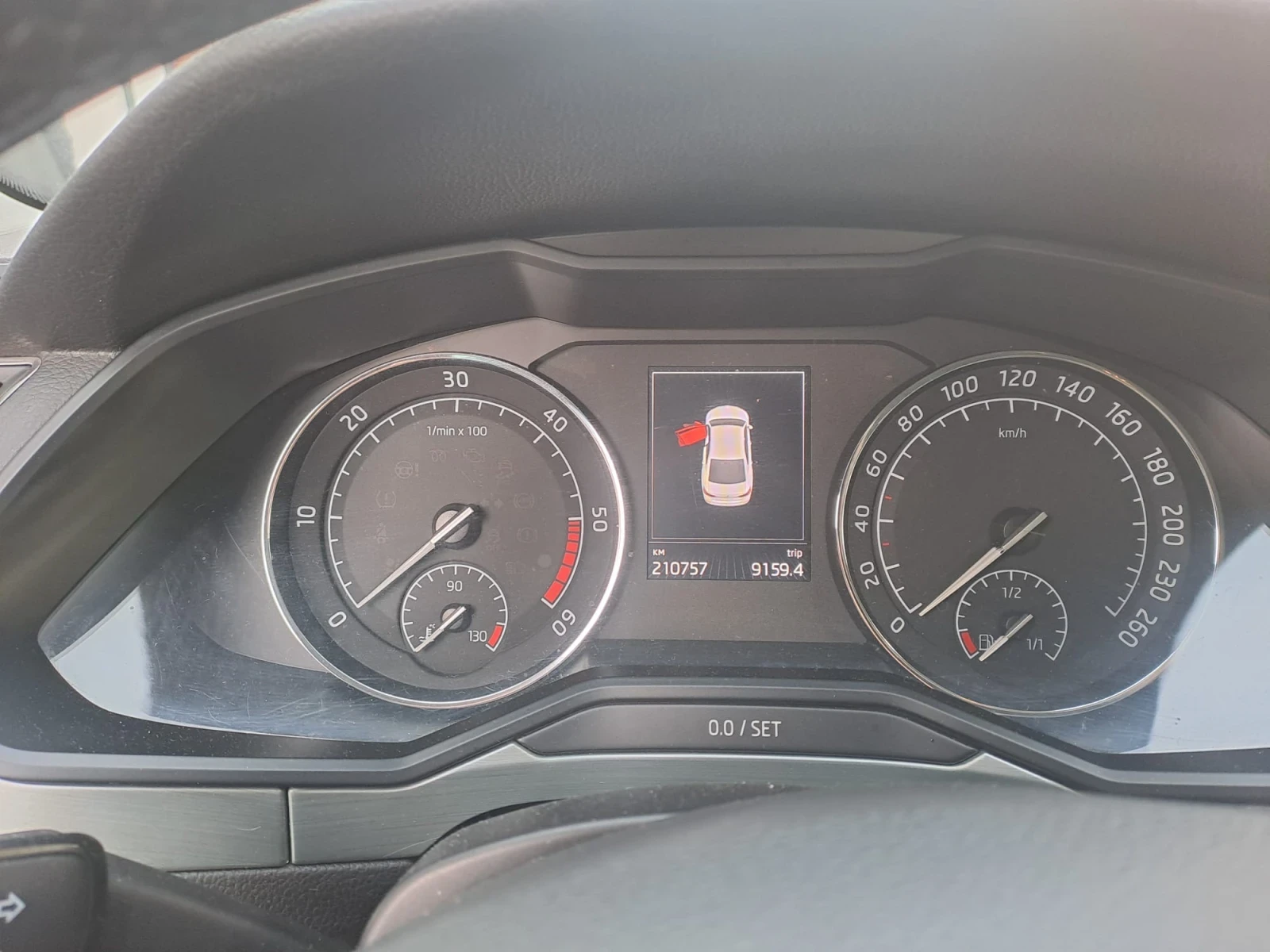 Skoda Octavia, снимка 3 - Автомобили и джипове - 55038118