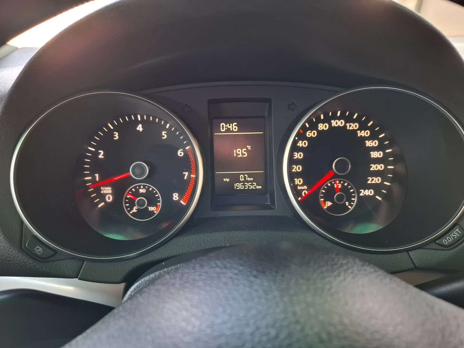 VW Golf 1.4, снимка 10 - Автомобили и джипове - 55232002