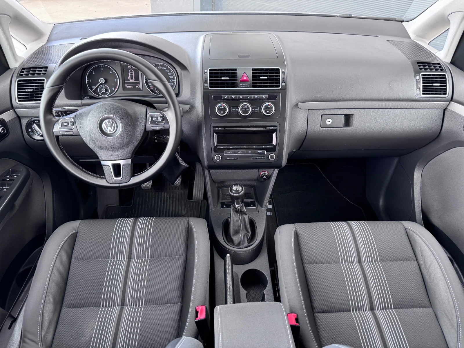 VW Touran MATCH, снимка 9 - Автомобили и джипове - 55261562