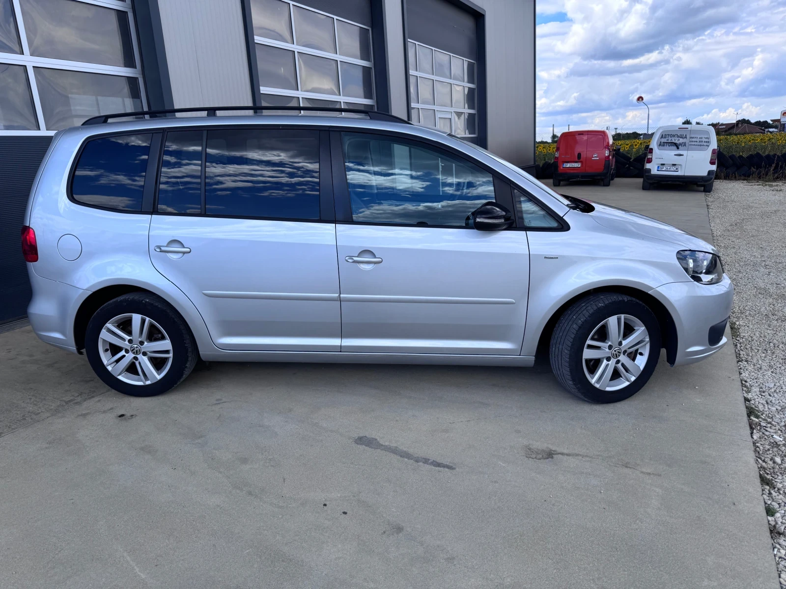 VW Touran MATCH, снимка 7 - Автомобили и джипове - 55261562