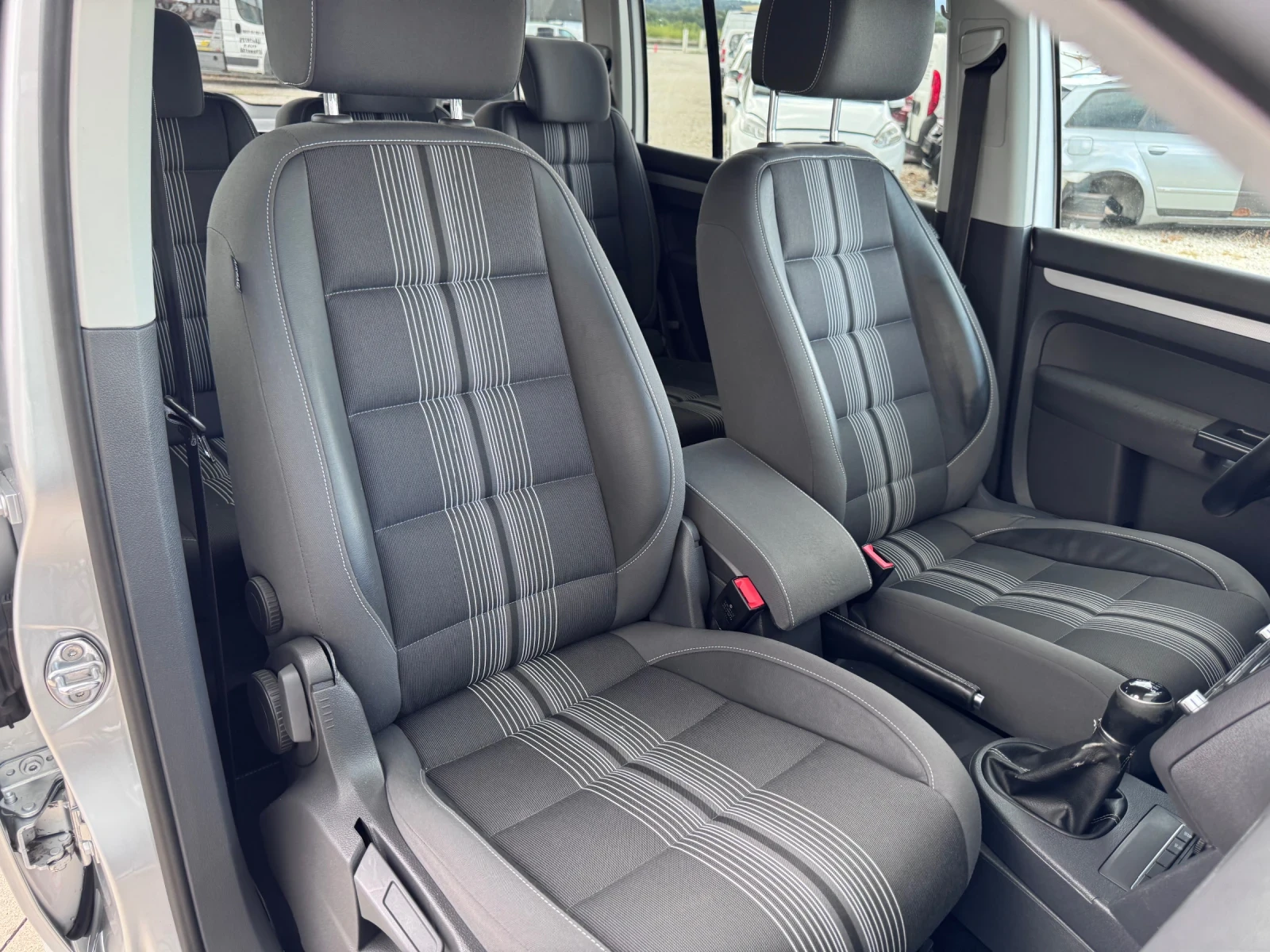 VW Touran MATCH, снимка 16 - Автомобили и джипове - 55261562