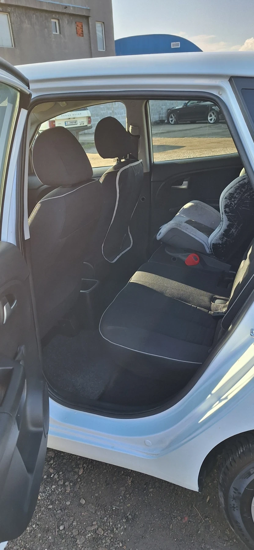 Kia Venga, снимка 6 - Автомобили и джипове - 56204595
