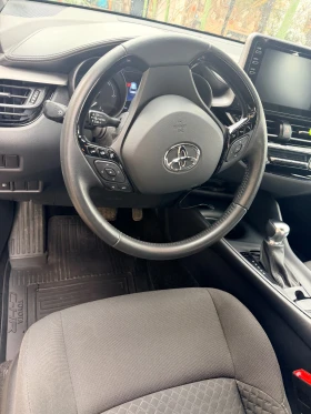 Toyota C-HR 1, 8 HYBRID E-CVT 2WD | Auto.bg — изображение 11