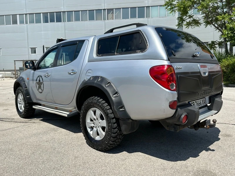 Mitsubishi L200 2.5 Автоматик Offroad, снимка 3 - Автомобили и джипове - 45945031