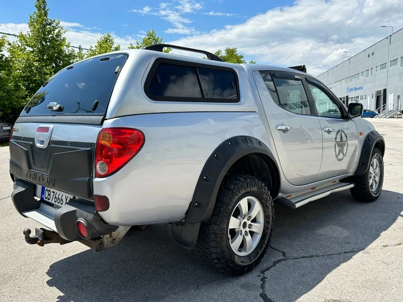 Mitsubishi L200 2.5 Автоматик Offroad, снимка 4 - Автомобили и джипове - 45945031