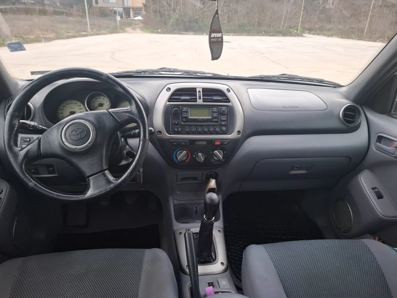 Toyota Rav4, снимка 8 - Автомобили и джипове - 48688265