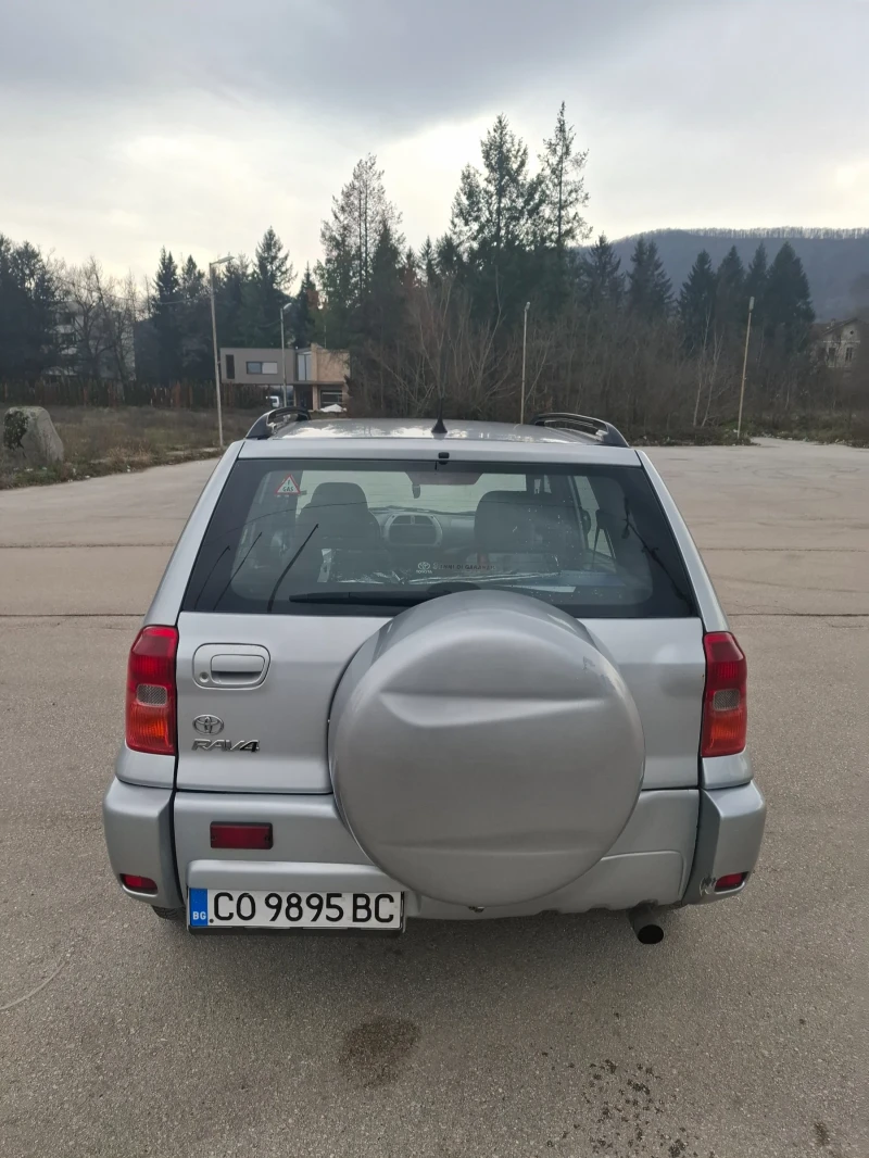 Toyota Rav4, снимка 5 - Автомобили и джипове - 48688265