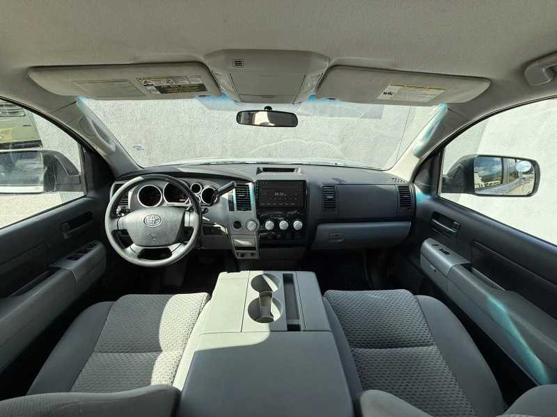 Toyota Tundra 4.7L V8 DOUBLE CAB, снимка 11 - Автомобили и джипове - 52077322