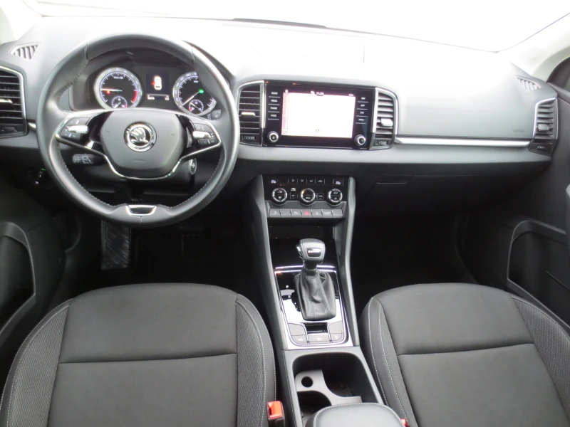 Skoda Karoq 2.0TDI* DSG* , снимка 12 - Автомобили и джипове - 52490331