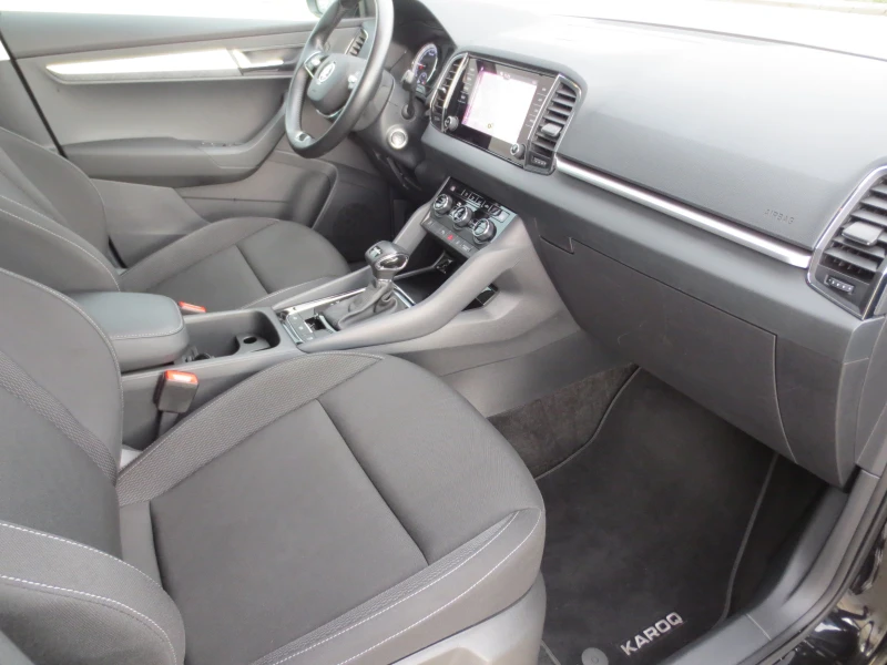 Skoda Karoq 2.0TDI* DSG* , снимка 13 - Автомобили и джипове - 52490331