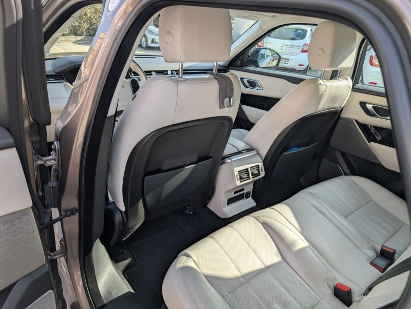 Land Rover Range Rover Velar P250 R-Dynamic SE, снимка 12 - Автомобили и джипове - 52502338