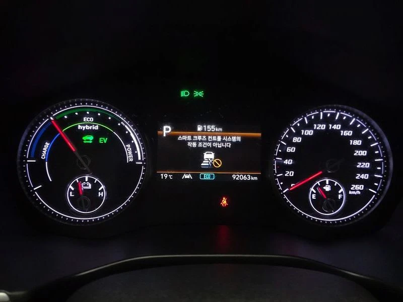 Hyundai Santa fe HEV 1.6 4WD| 230к.с.| ВКЛ.ТЕХНОТЕСТ, снимка 8 - Автомобили и джипове - 55690128