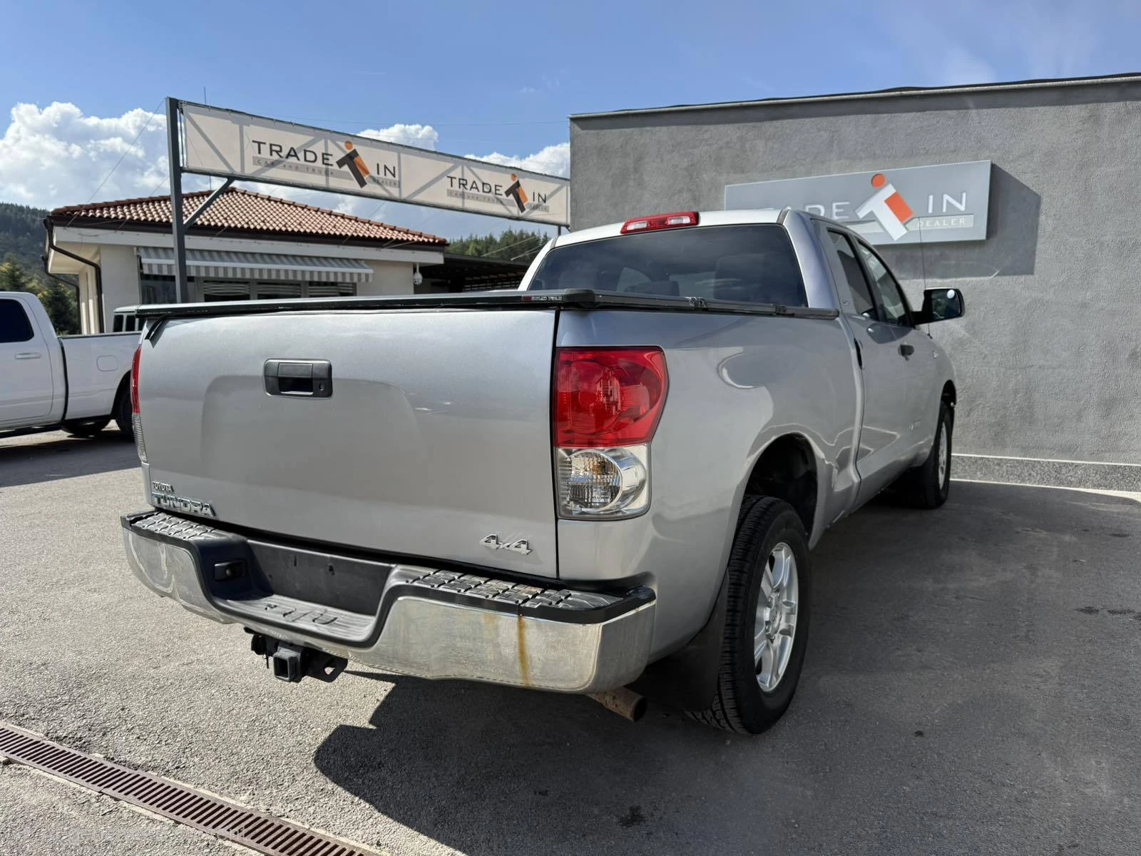 Toyota Tundra 4.7L V8 DOUBLE CAB - изображение 4