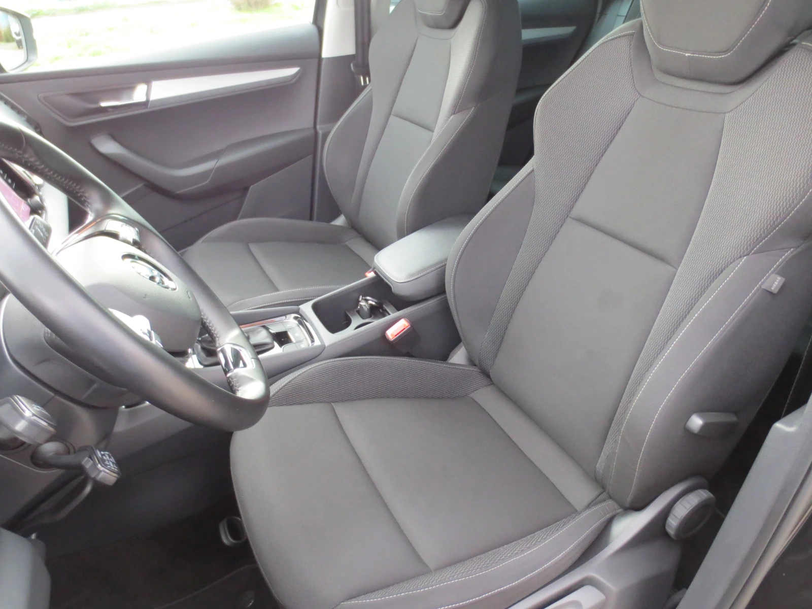 Skoda Karoq 2.0TDI* DSG*  - изображение 10