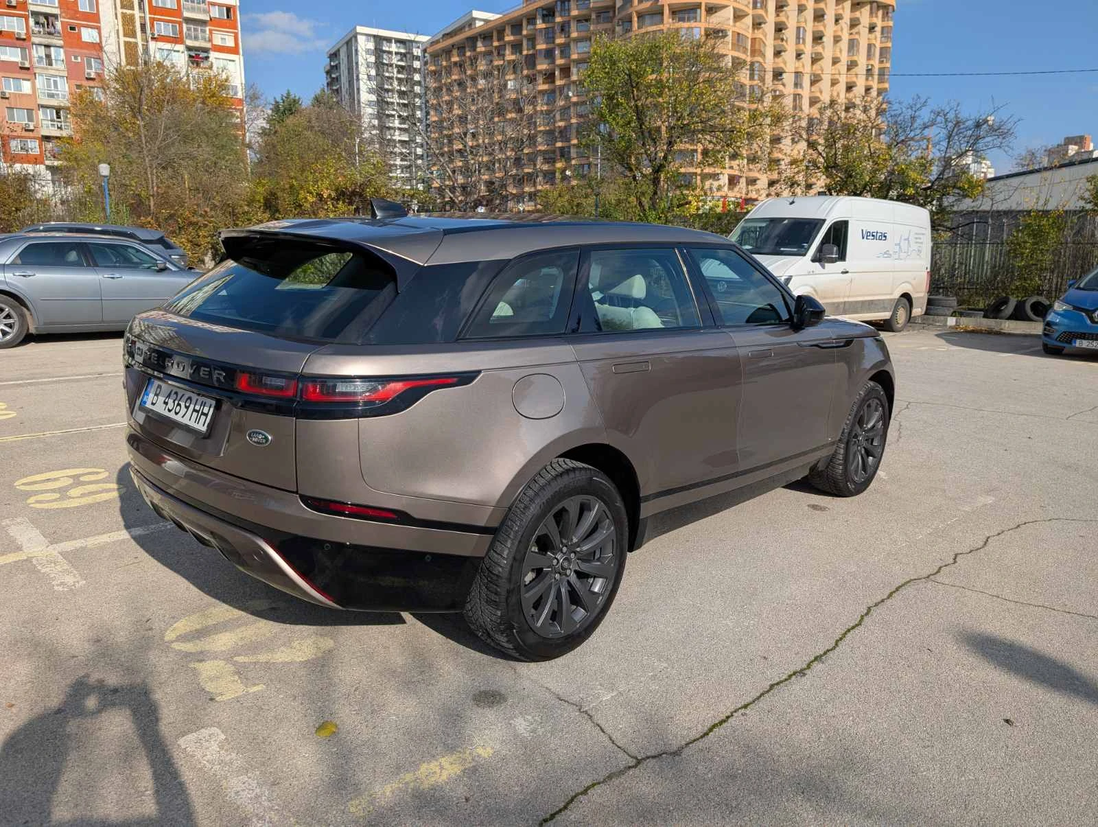 Land Rover Range Rover Velar P250 R-Dynamic SE - изображение 2