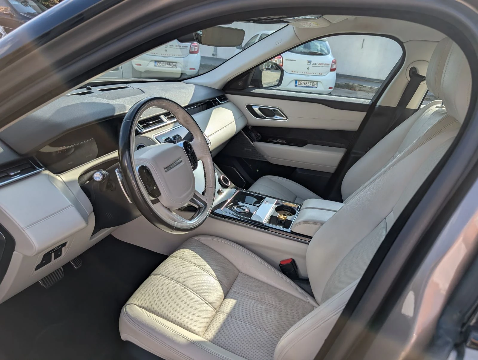 Land Rover Range Rover Velar P250 R-Dynamic SE | Mobile.bg   14