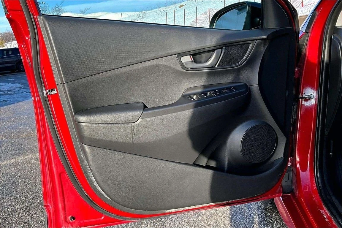 Hyundai Kona * Limited * CARFAX * ЦЕНА ДО БГ - изображение 2