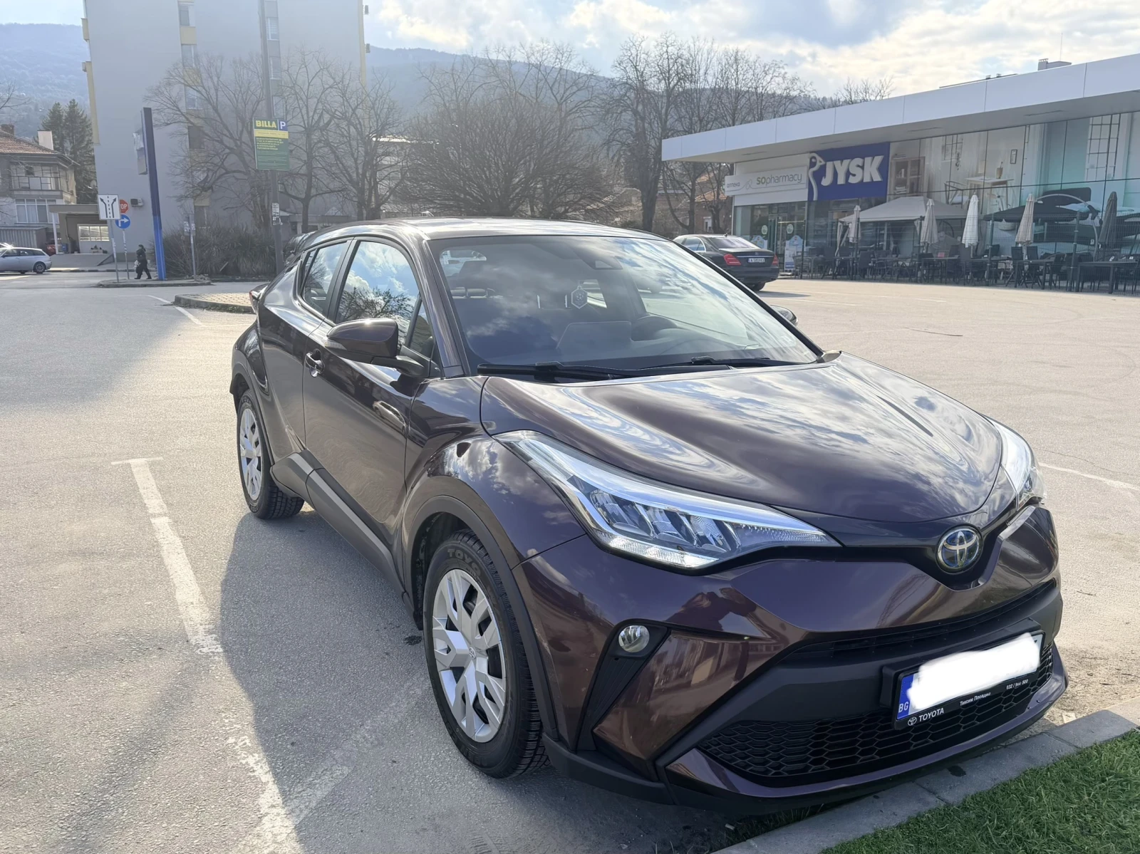 Toyota C-HR 1, 8 HYBRID E-CVT 2WD, снимка 4 - Автомобили и джипове - 54014348