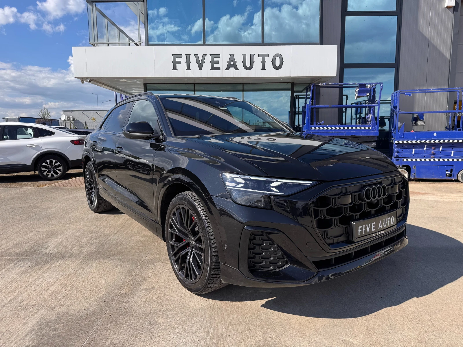 Audi Q8 / FACE / S-Line / Bang & Olufsen / Pano / 360 / 