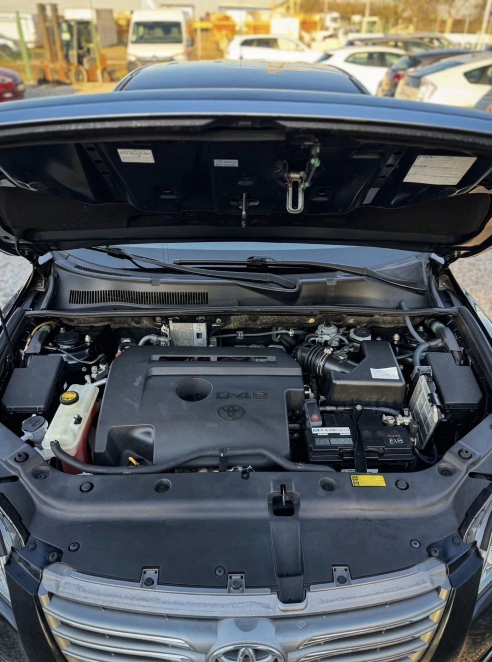 Toyota Rav4 2.2 D4D  150к.с, снимка 13 - Автомобили и джипове - 54308609