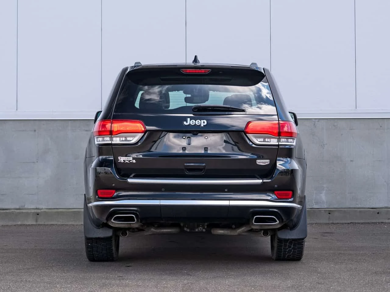 Jeep Grand cherokee Summit 5.7 Hemi V8 * Фиксирана цена до БГ * CARFAX, снимка 6 - Автомобили и джипове - 54639927