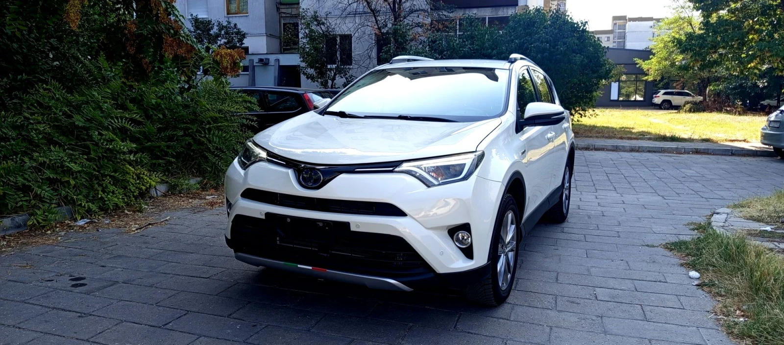 Toyota Rav4 2.5 Hybrid, 4WD Power by Japan, Нов внос Italia , снимка 3 - Автомобили и джипове - 55974619