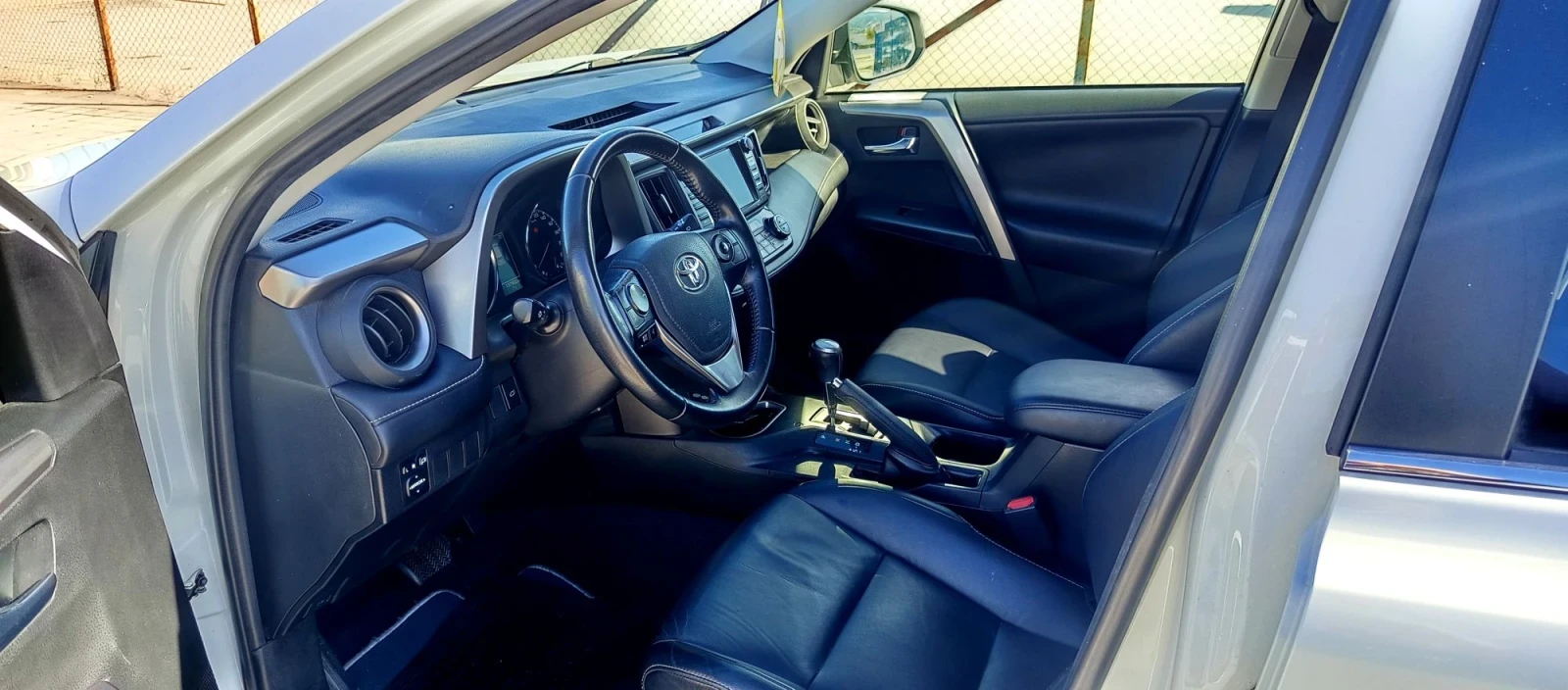 Toyota Rav4 2.5 Hybrid, 4WD Power by Japan, ��� ���� Italia  | Mobile.bg � ����������� 14