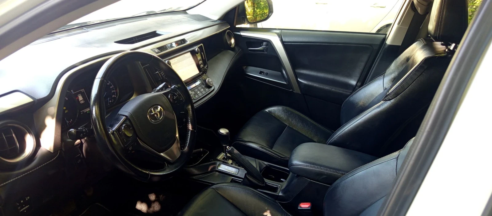 Toyota Rav4 2.5 Hybrid, 4WD Power by Japan, Нов внос Italia , снимка 8 - Автомобили и джипове - 55974619