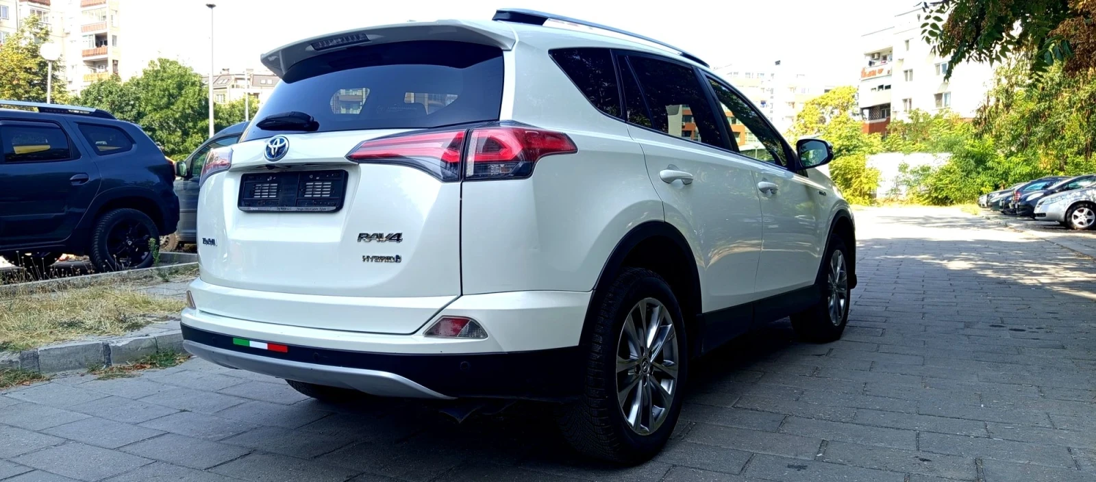 Toyota Rav4 2.5 Hybrid, 4WD Power by Japan, Нов внос Italia , снимка 4 - Автомобили и джипове - 55974619
