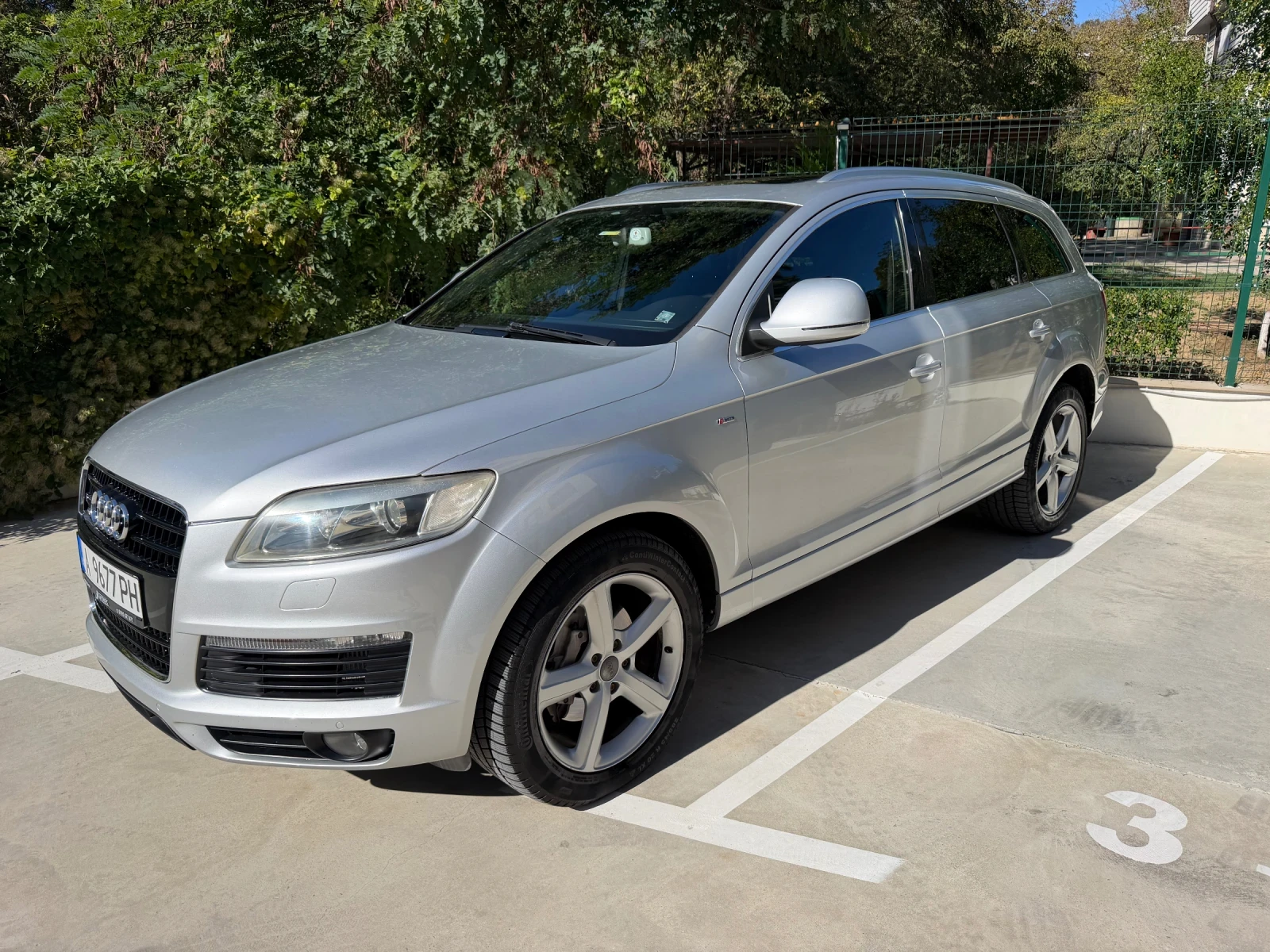 Audi Q7 4.2TDI S-Line 6+ 1 места