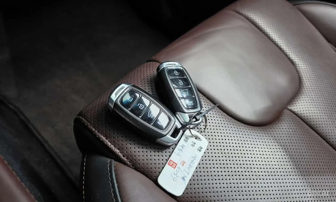 Hyundai Santa fe * Diesel 2.2 4WD * ��������� * Keyless *   | Mobile.bg � ����������� 15