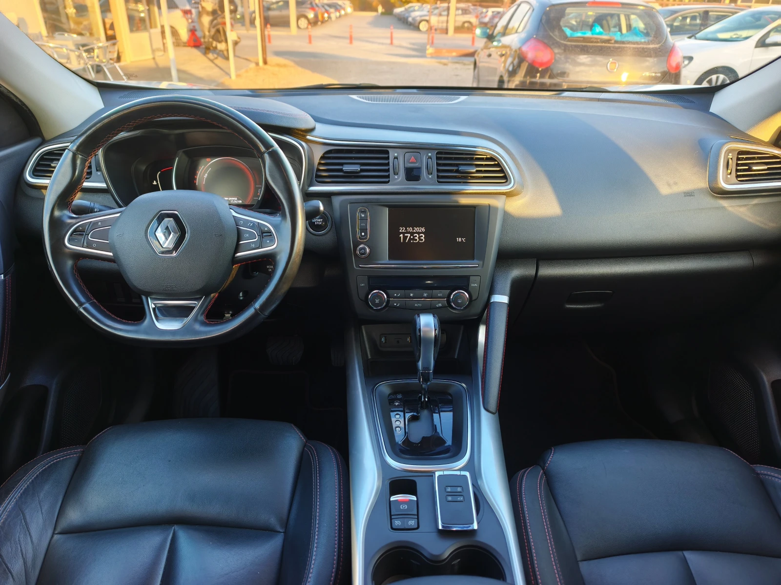Renault Kadjar КАТО НОВА, снимка 11 - Автомобили и джипове - 56615565