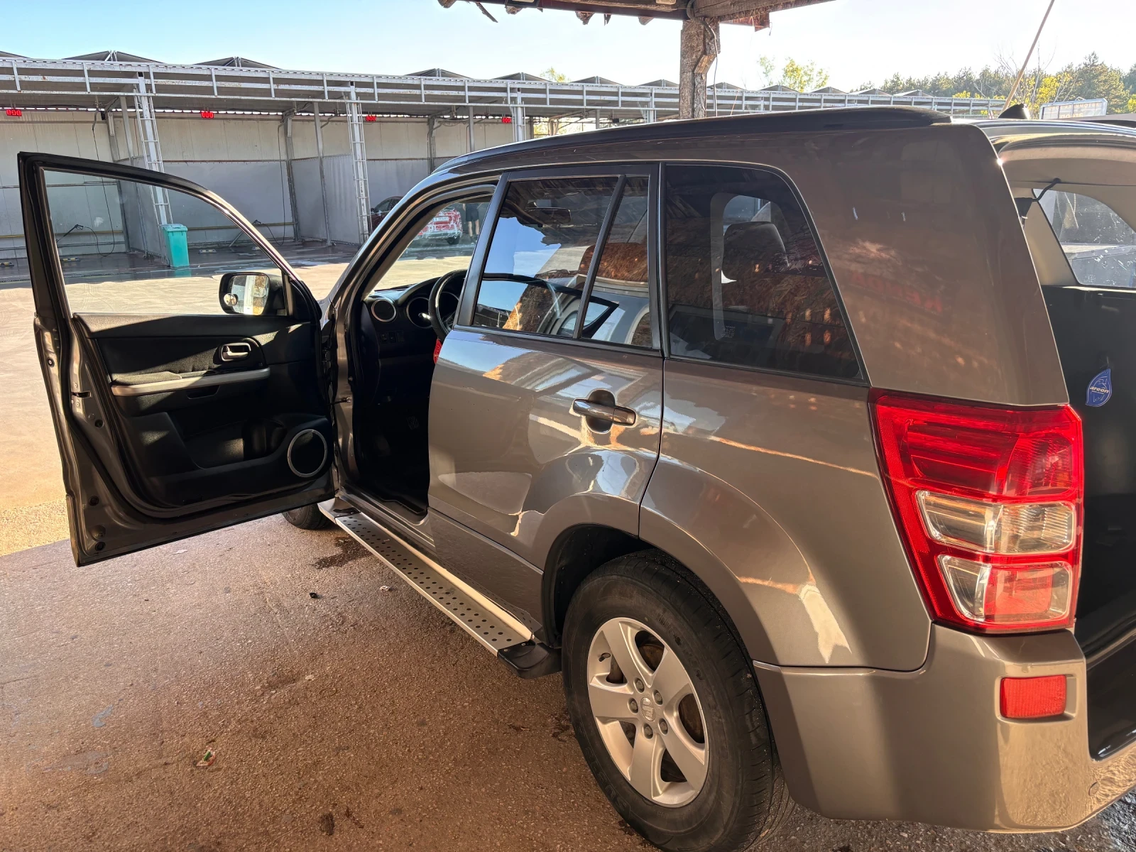 Suzuki Grand vitara, снимка 3 - Автомобили и джипове - 56660160