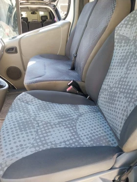 Renault Trafic 2.0 dci 115, снимка 8