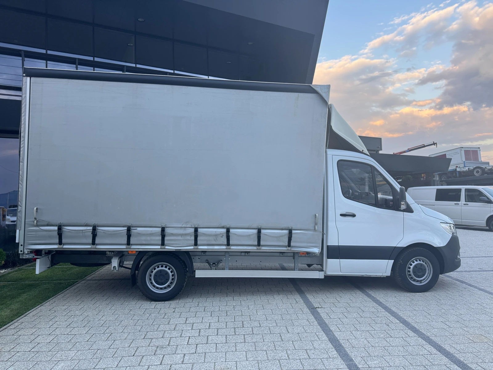 Mercedes-Benz Sprinter 314CDI 2 щори Клима 4.20м. Euro 6C  - изображение 6
