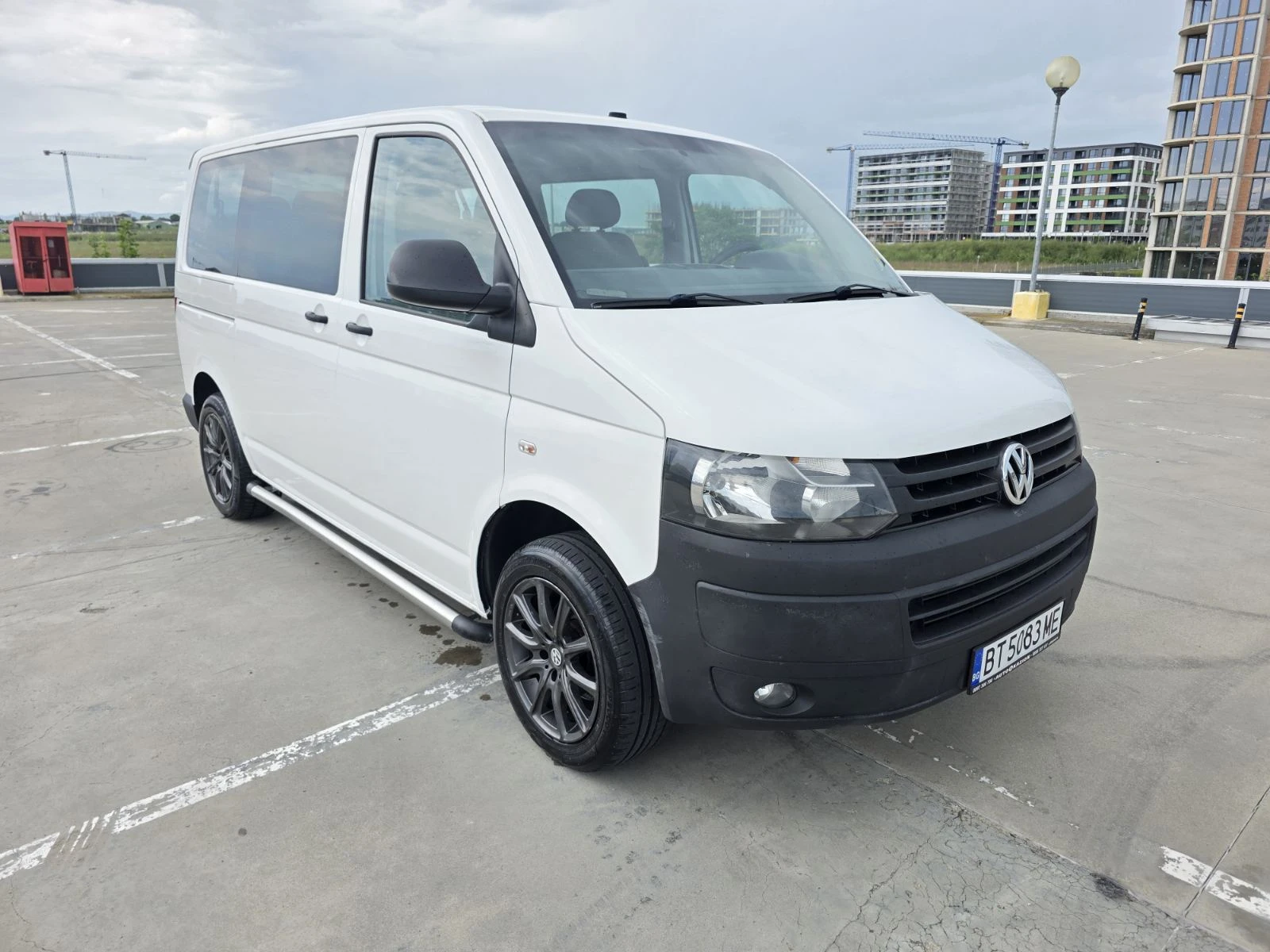 VW Caravelle 2.0 TDI, снимка 2 - Бусове и автобуси - 54739447