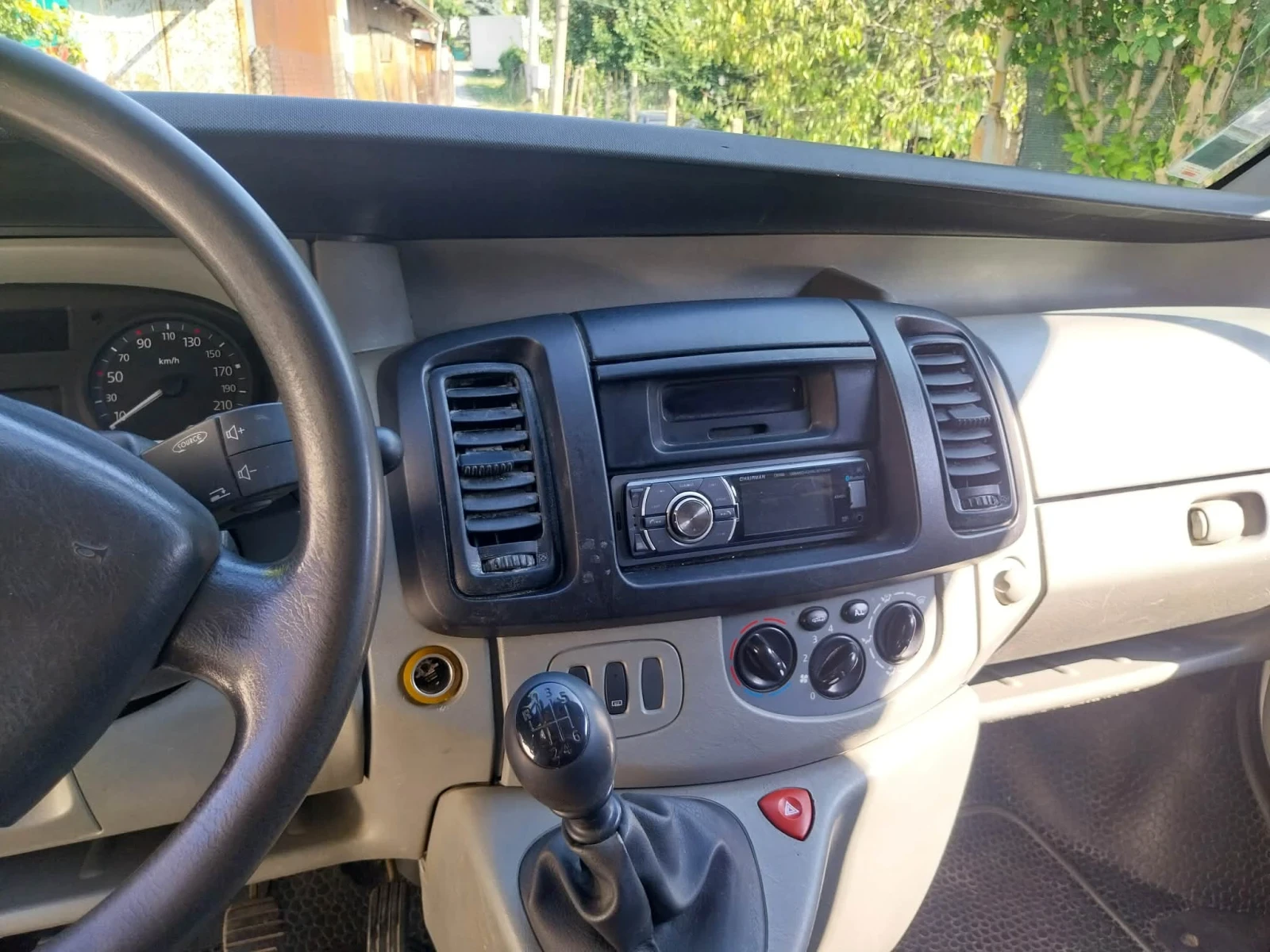 Renault Trafic 2.0 dci 115, снимка 7 - Бусове и автобуси - 55633099